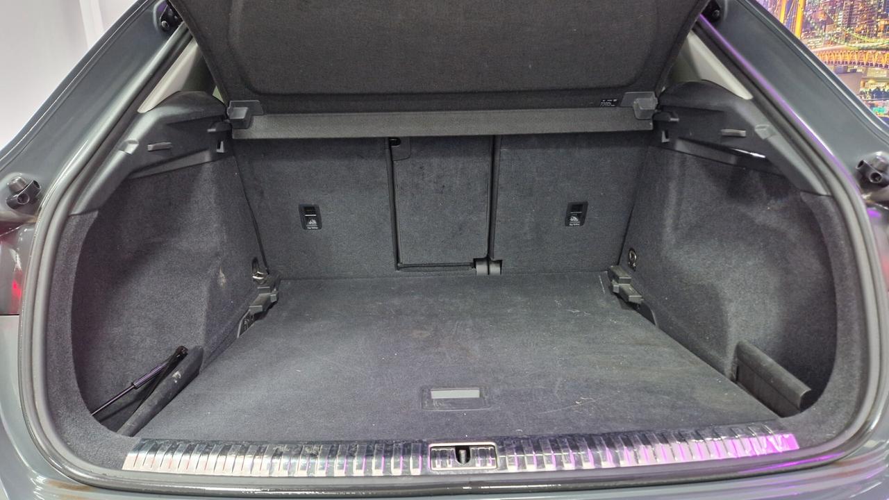 Audi Q3 2.0 TDI 150 CV S tronic Sport