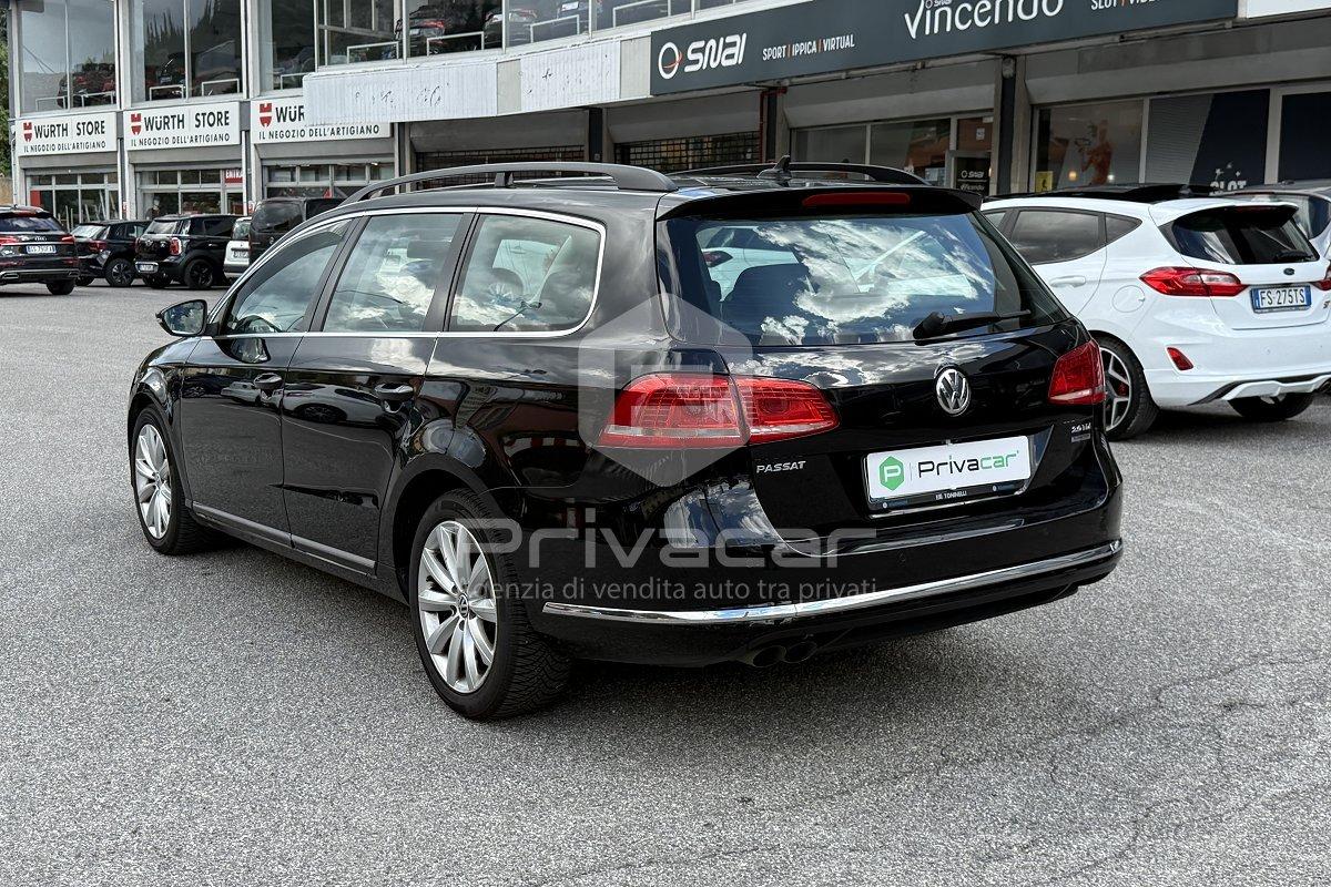 VOLKSWAGEN Passat Var. Bs. 2.0 TDI DSG High. BMT