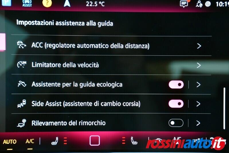 VOLKSWAGEN GOLF 8.5 2.0 TDI 150 CV DSG LIFE GOAL EDITION + I.Q LED