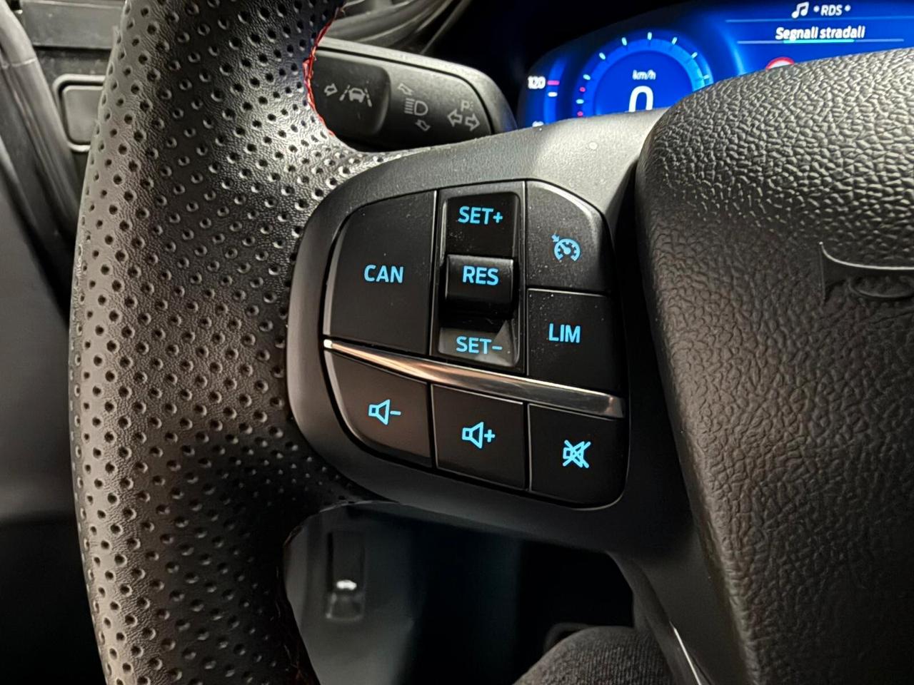 Ford Puma 1.0 EcoBoost Hybrid 125 CV S&S aut. ST-Line