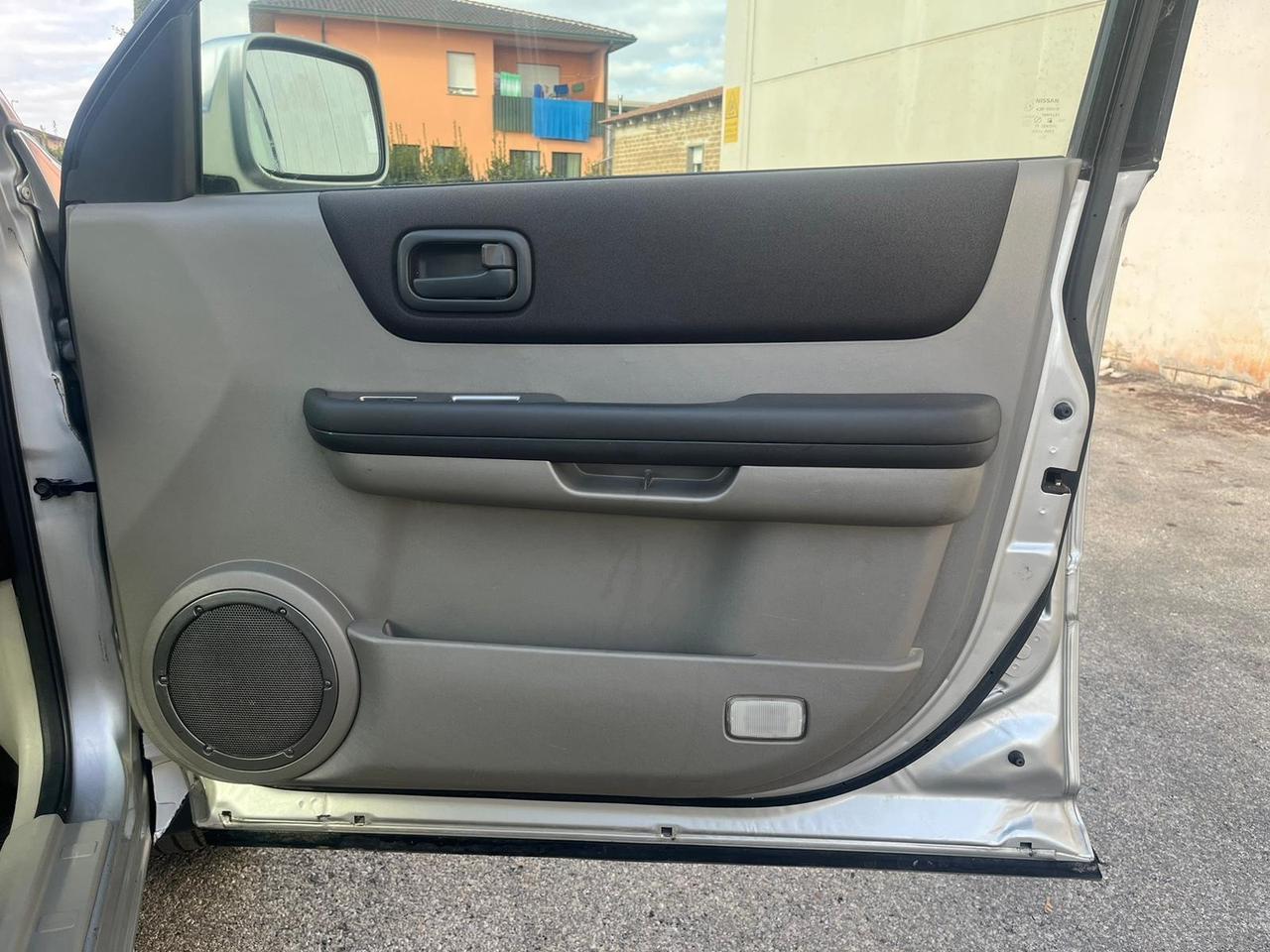 Nissan X-Trail 2.2 dCi Elegance