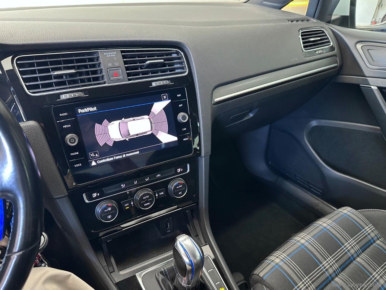 VOLKSWAGEN Golf GTE 1.4 TSI DSG 5p. Plug-In-Hybrid