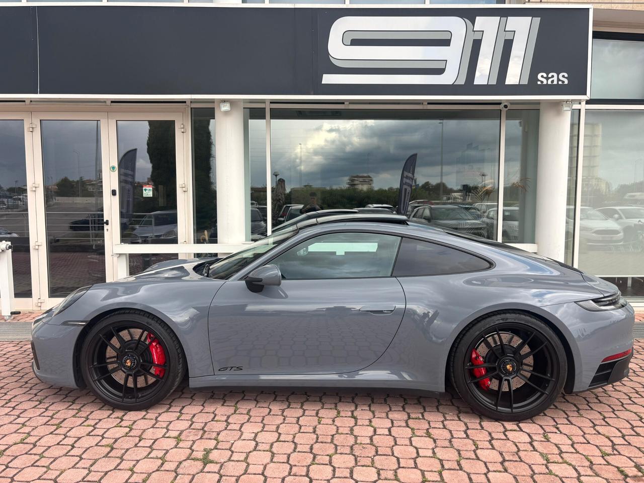 Porsche 911 Carrera 2 GTS