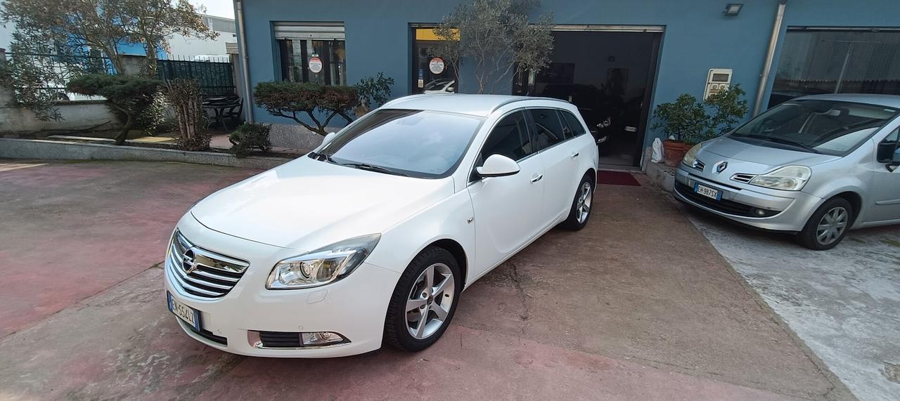 Insignia 2.0 CDTI 4X4 AWD Sports Tourer Cosmo SOLO 150MILA KM!!!!