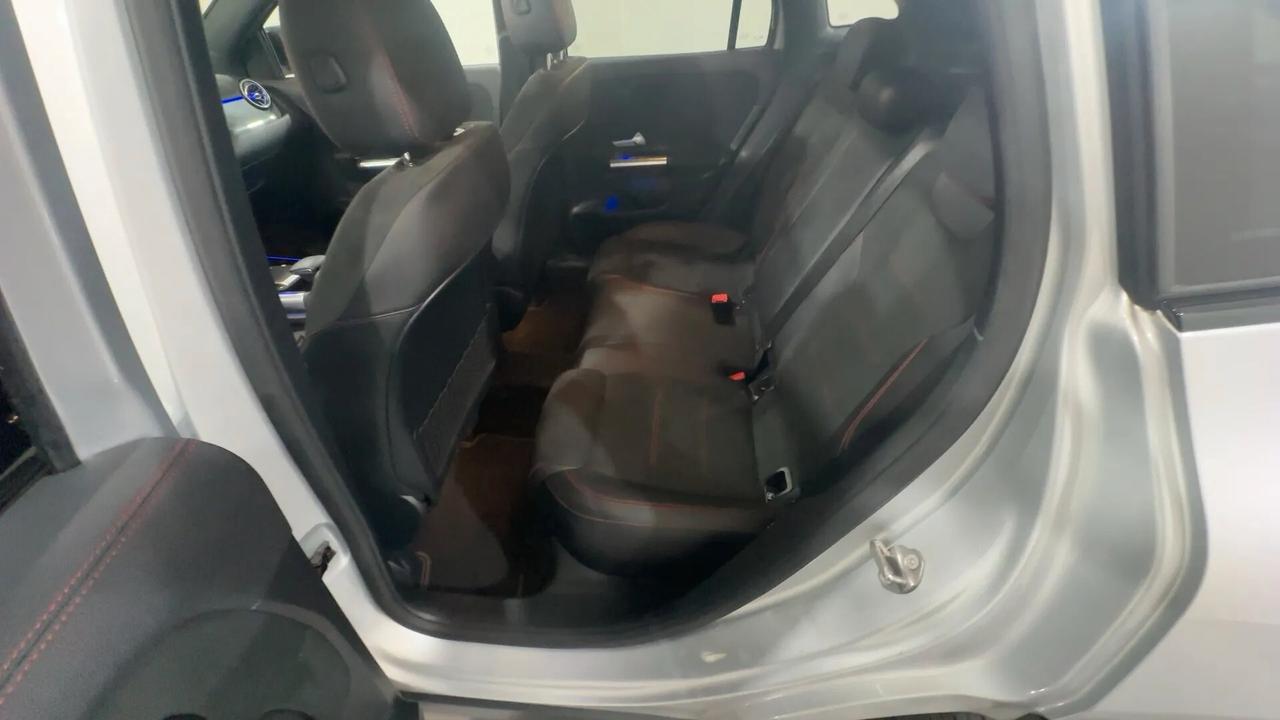 Mercedes-benz GLA 200 Automatic Premium