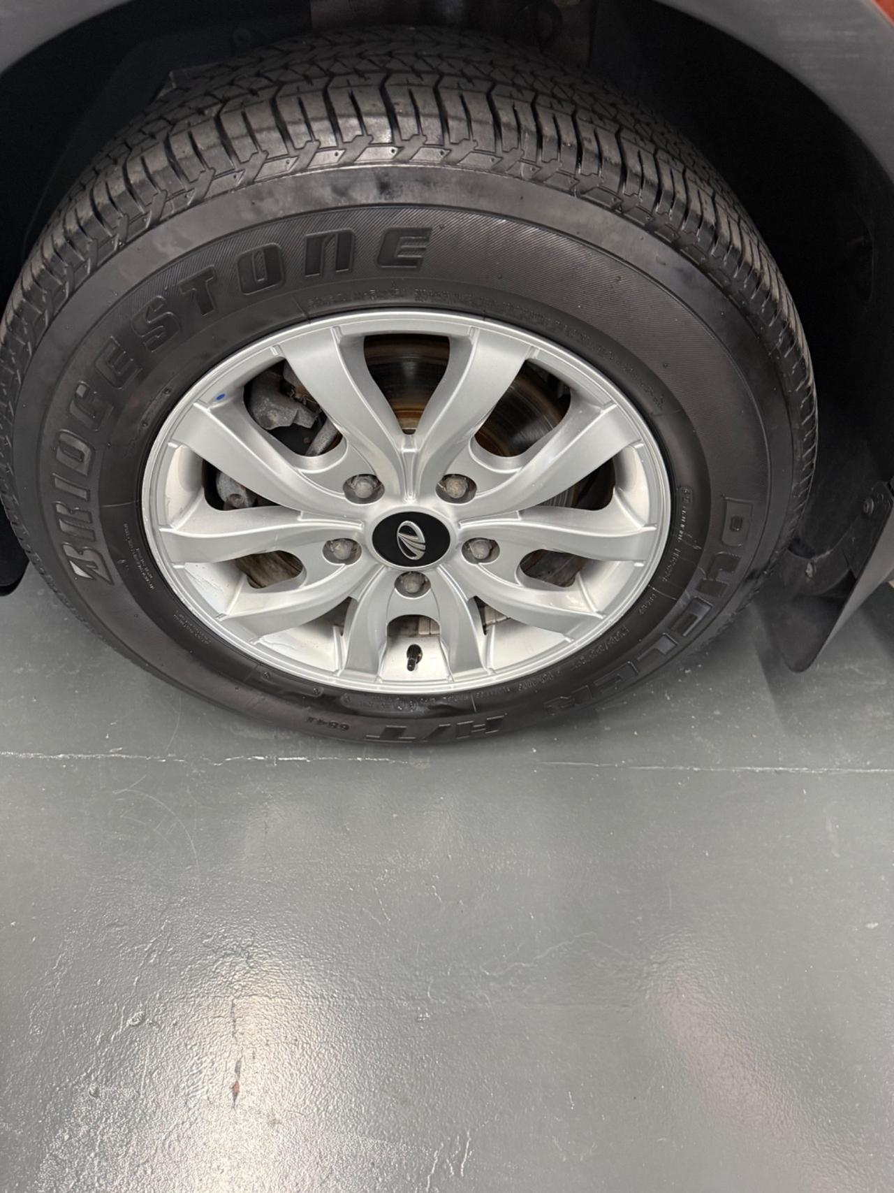 Mahindra XUV500 2.2 16V FWD W10