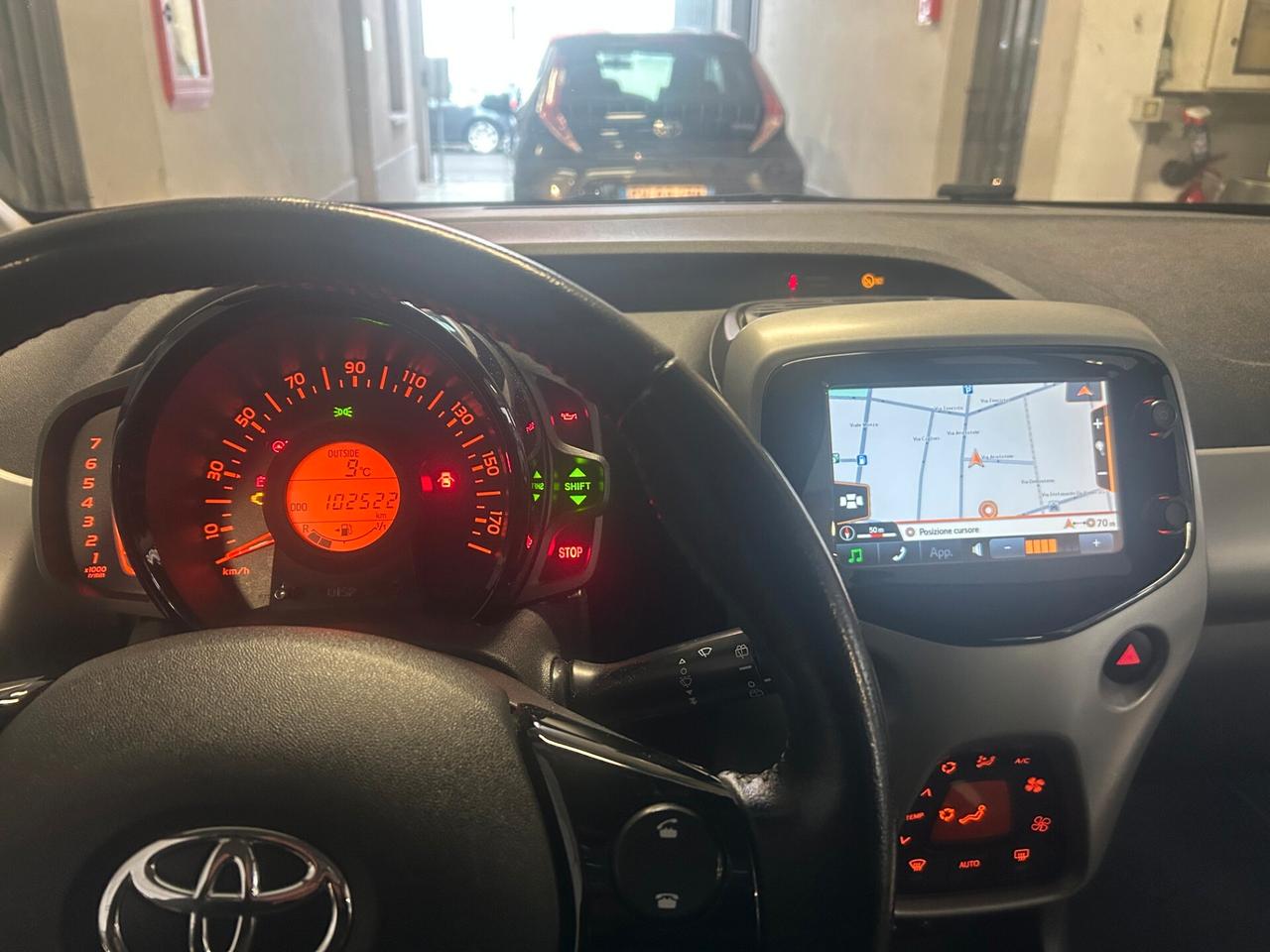 Toyota Aygo 1.0 VVT-i 69 CV 5 porte x-clusiv