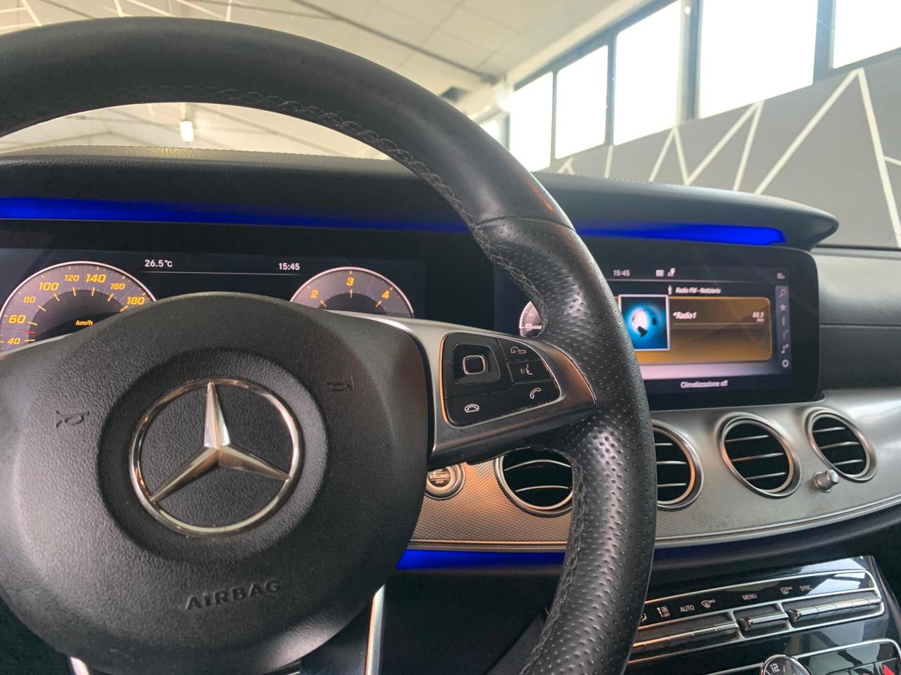 Mercedes-benz E 220 d Auto Premium Plus