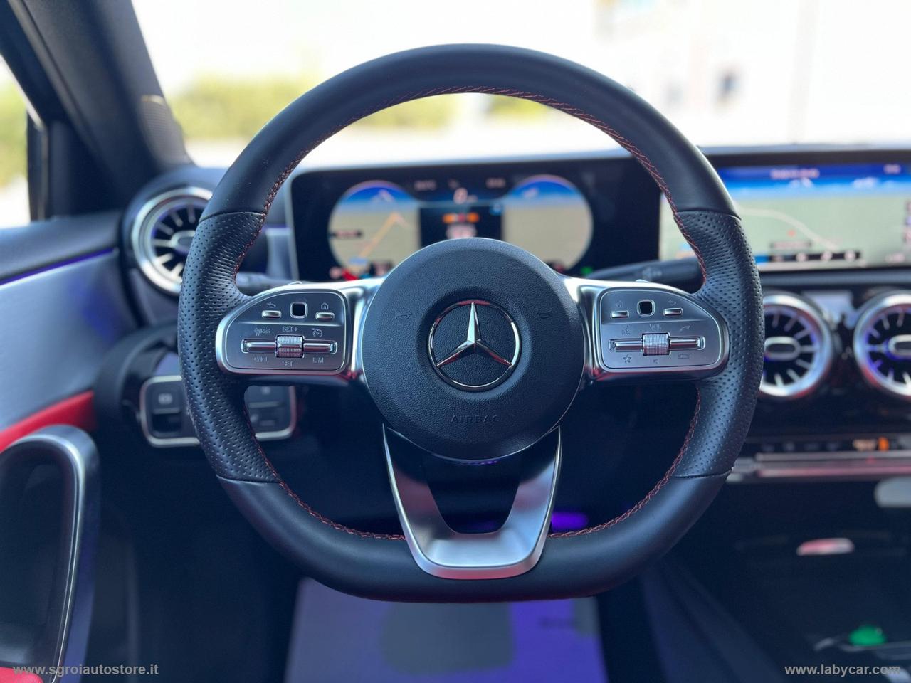 MERCEDES-BENZ A 180 d Automatic Premium