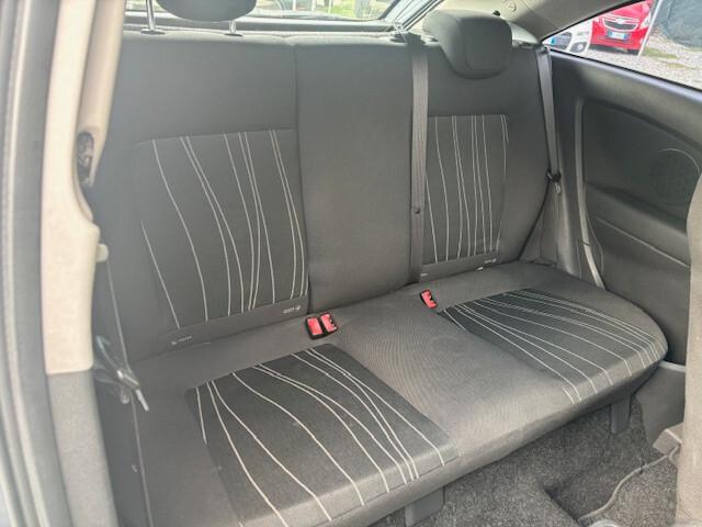 Opel Corsa 1.2 3 porte Cosmo