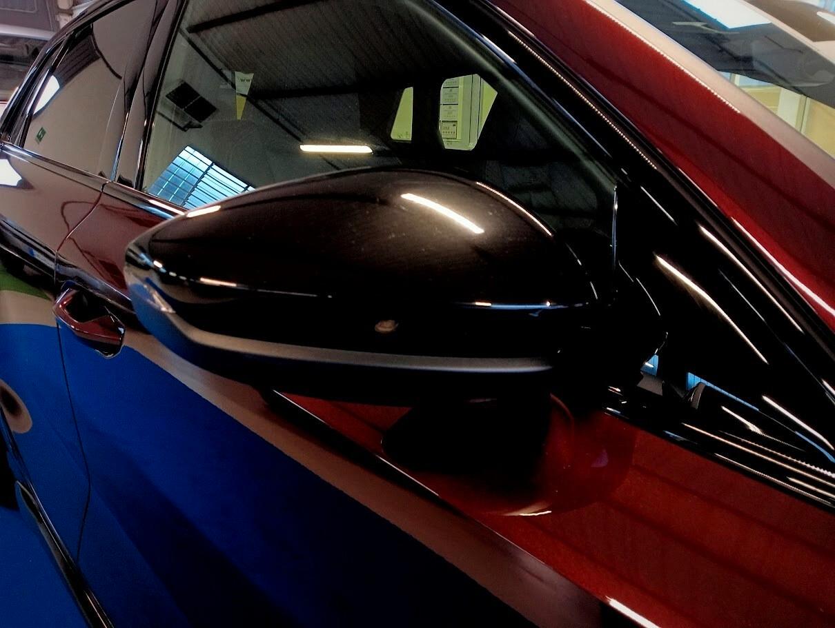 Audi A3 2.0 TDI SLINE EXCLUSIVE IDENTITY BLACK 19" MATRIX