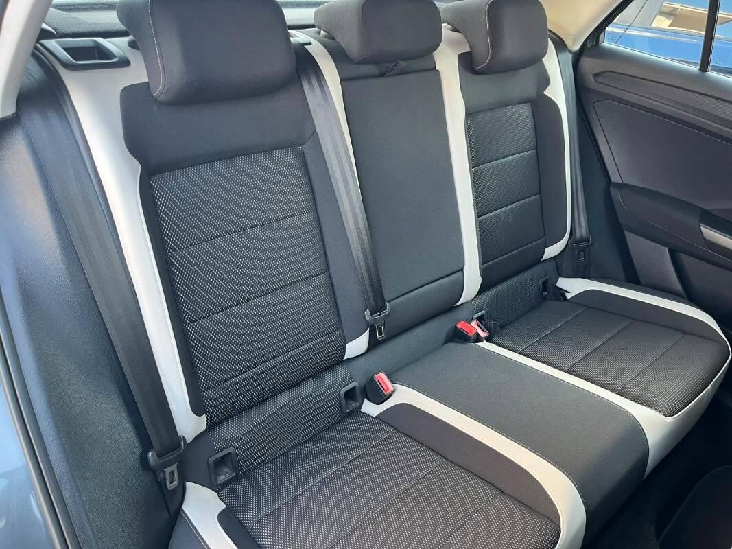 Volkswagen T-Roc 1.5 tsi Sport dsg