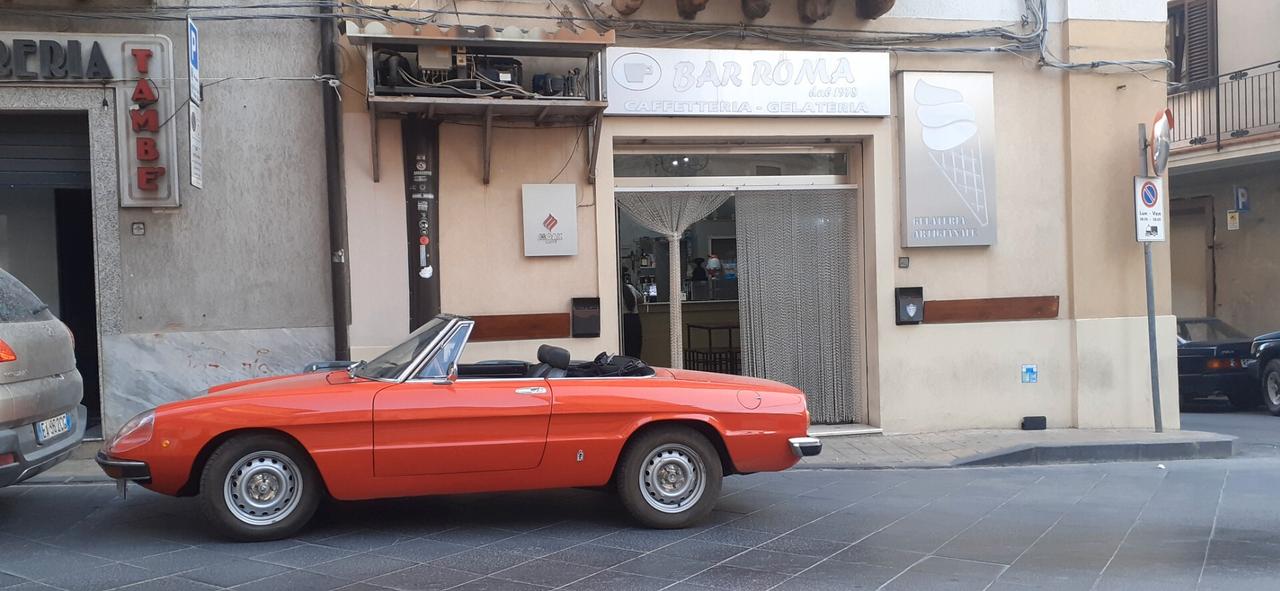 Alfa Romeo Spider 2.0 Veloce