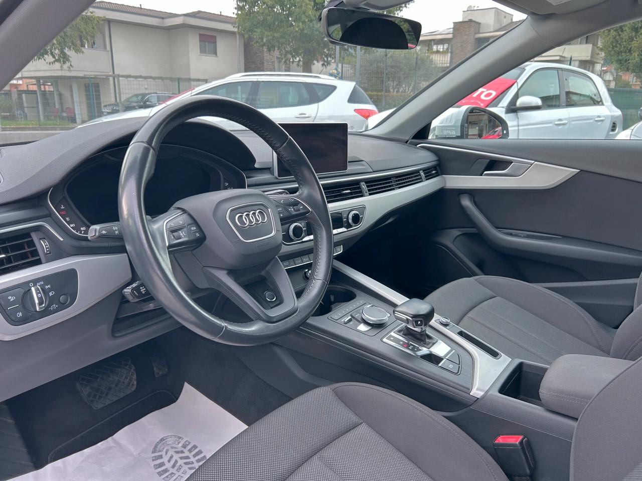 Audi A4 Avant 2.0 TDI 150 CV S tronic Business