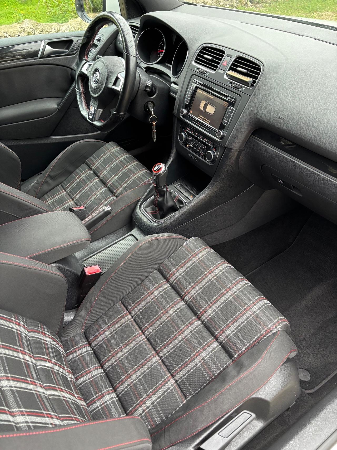 Volkswagen Golf 2.0 TSI 5p. GTI