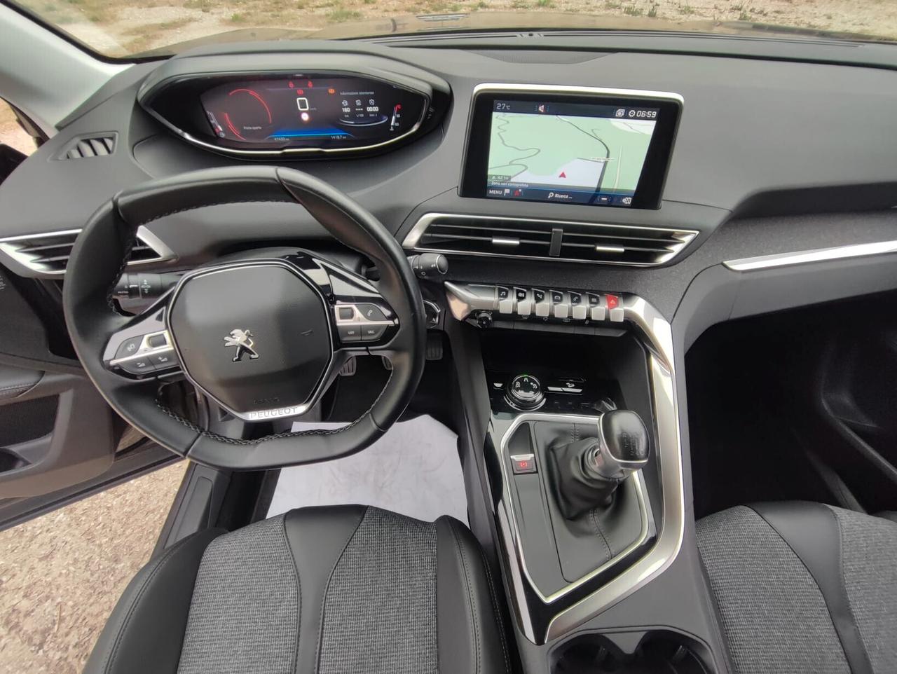 Peugeot 5008 1.5 bluehdi Allure S&S 7 posti 4 GOMME NUOVE
