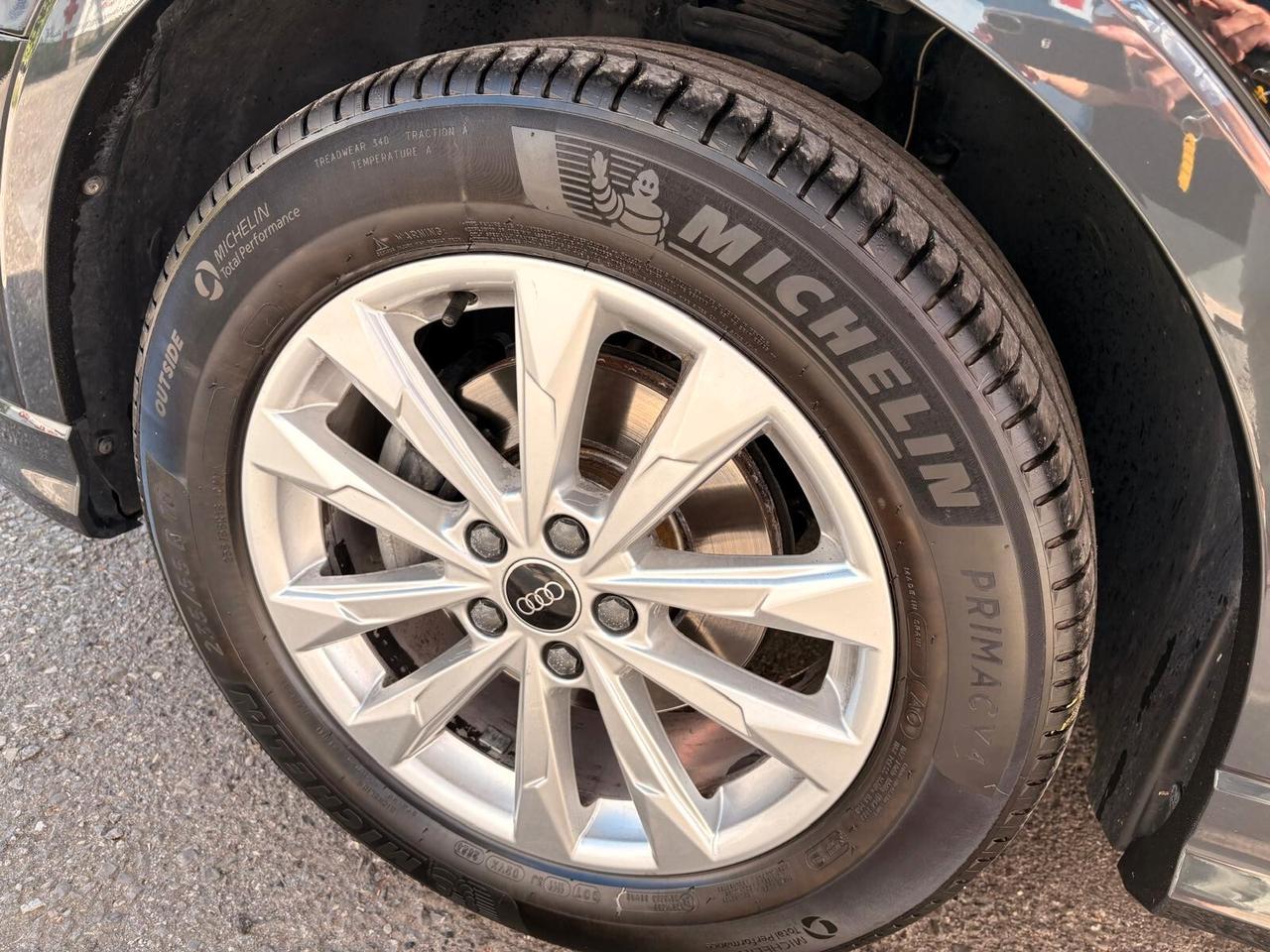 Audi Q3 35 TFSI Business Advanced Black Edition