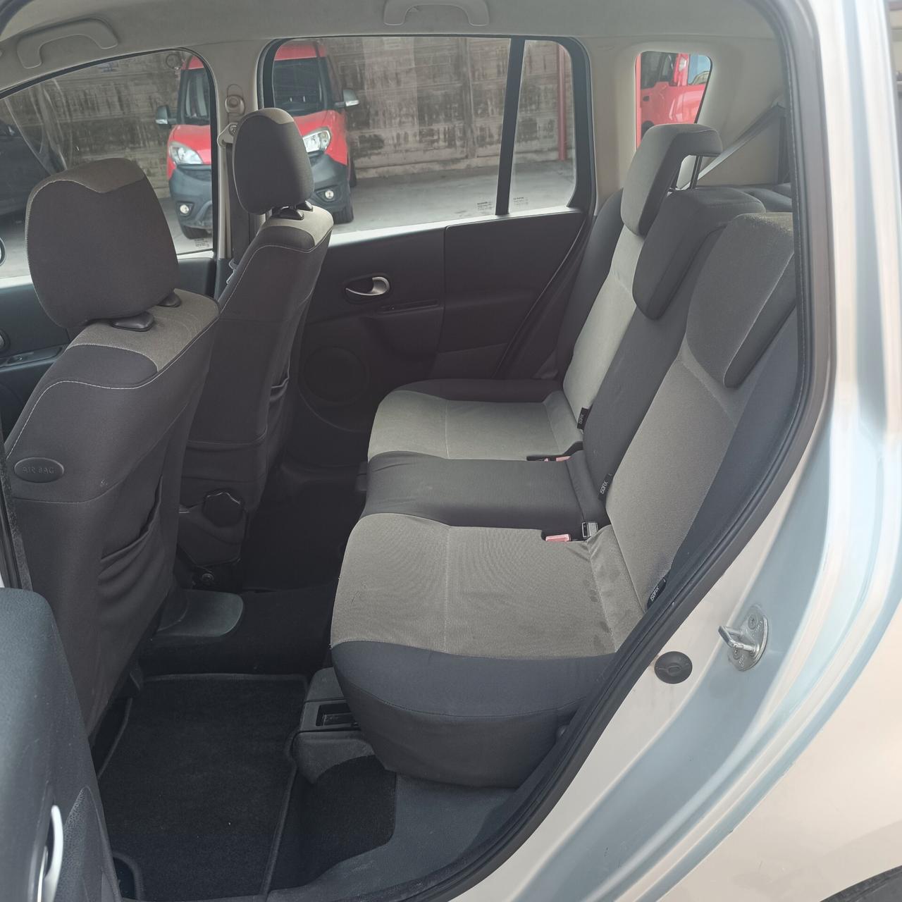Renault Modus Grand 1.5 dCi 85CV Dynamique