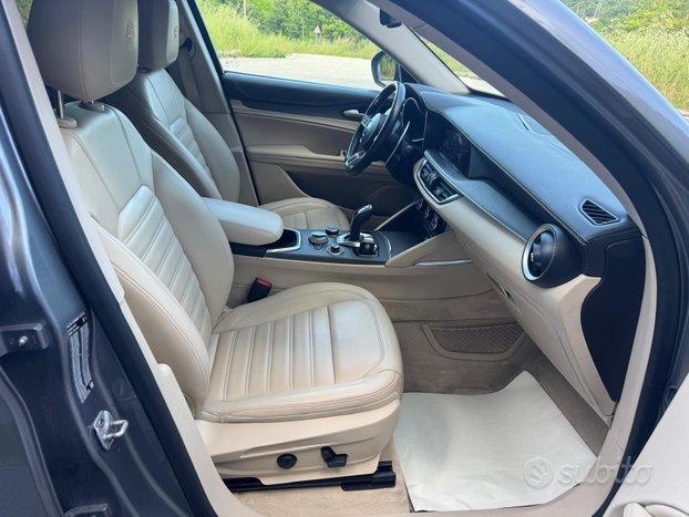 ALFA ROMEO STELVIO 2.2 TD 210 CV Q4 VERSIONE Ti
