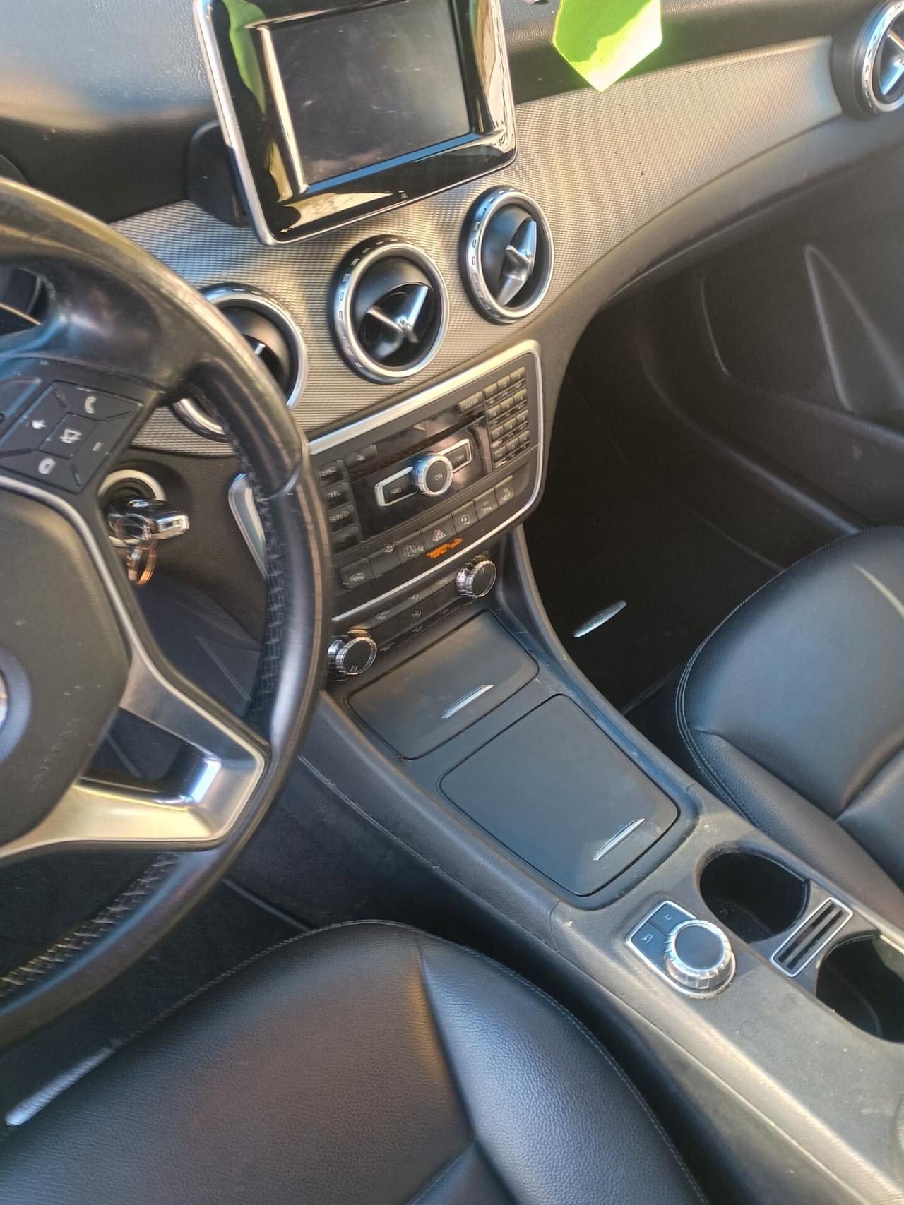 Mercedes-benz GLA 220 d Automatic Executive