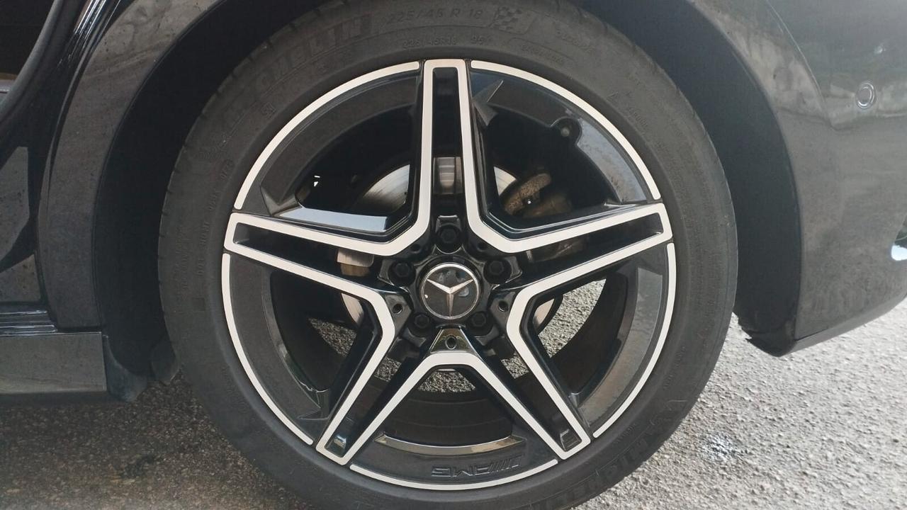 Mercedes-benz A 180 d Edition AMG line