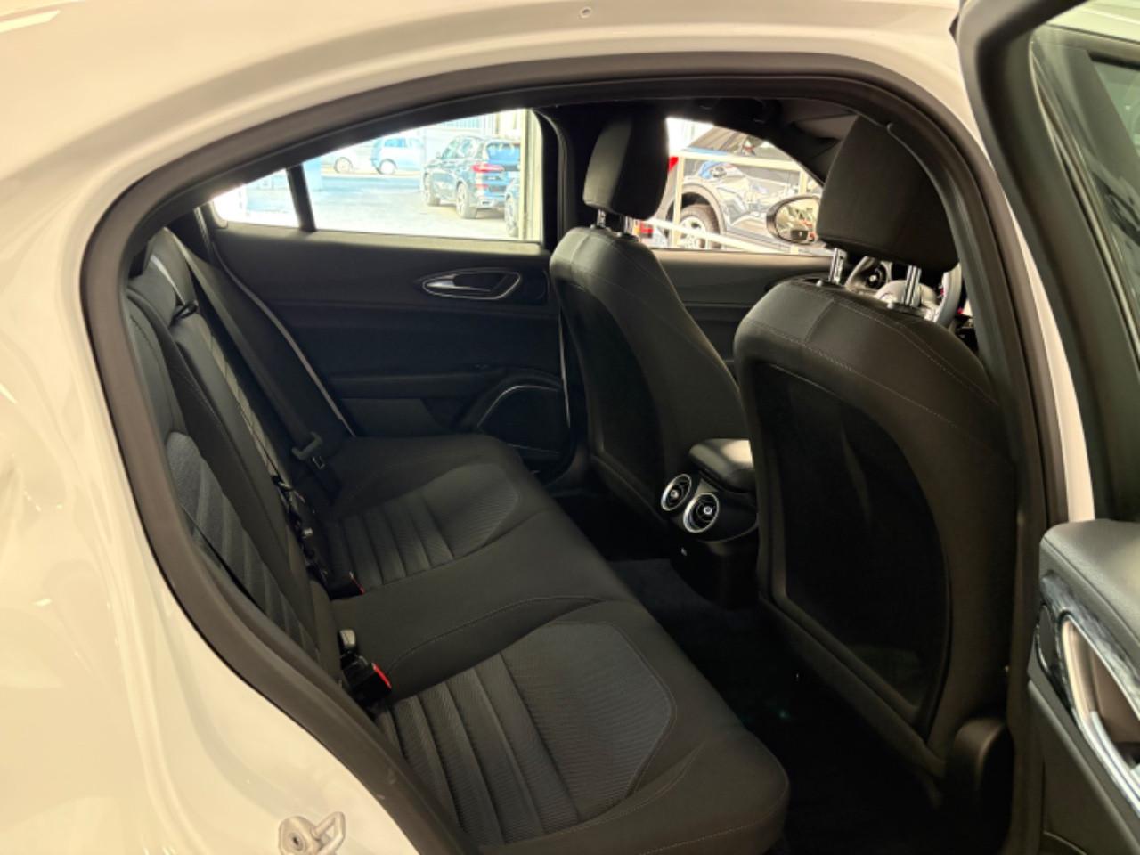 Alfa Romeo Giulia 2.2 t Super Business 160cv auto