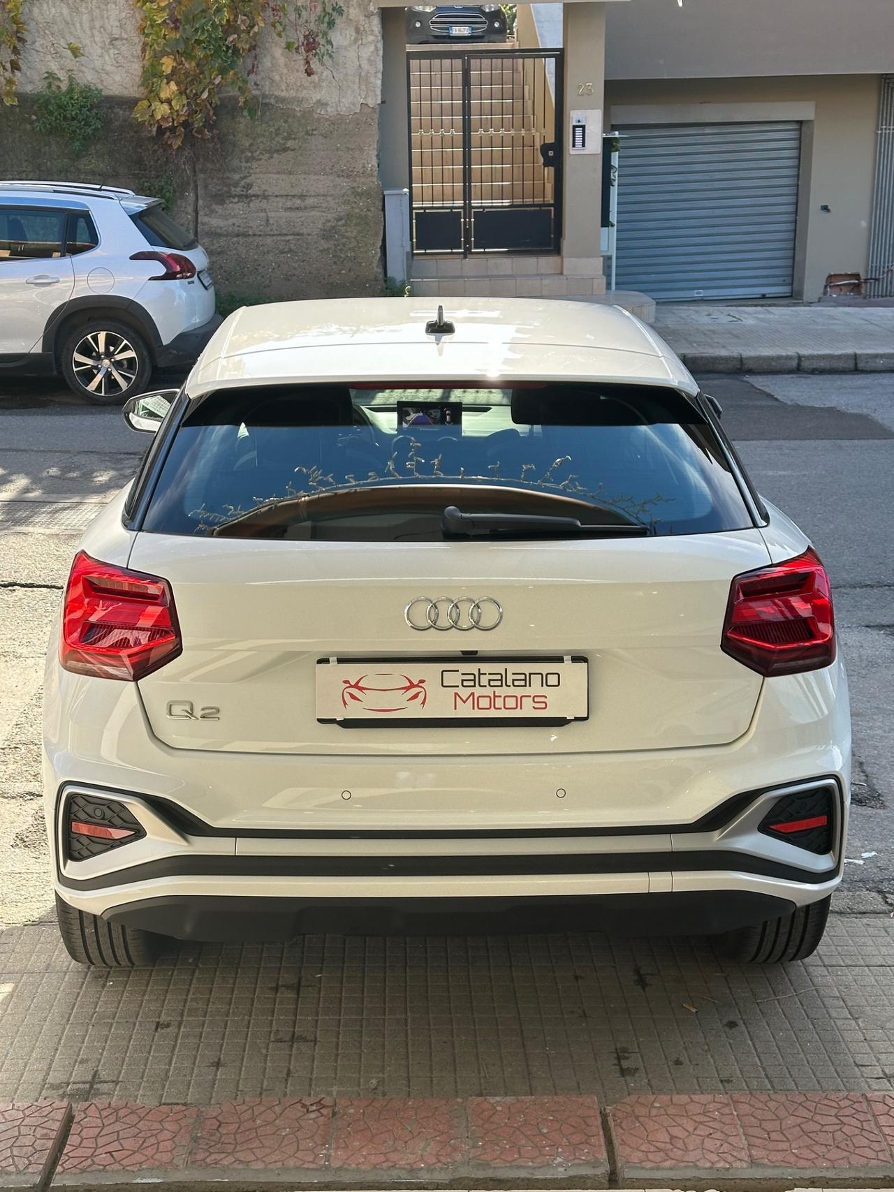 Audi Q2 35 TDI quattro S tronic Business Plus