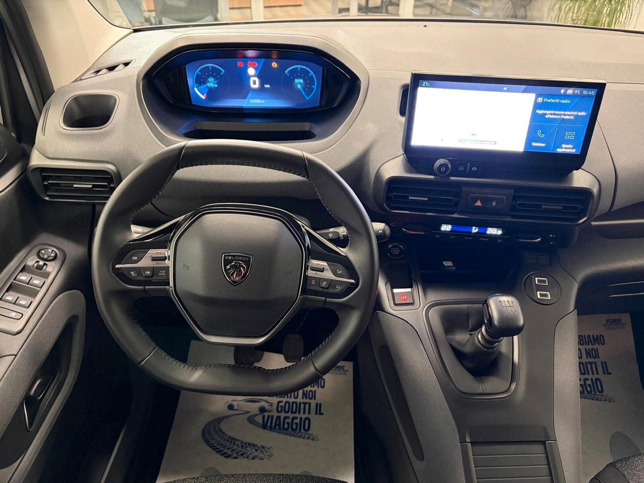 Peugeot Rifter 1.5 bluehdi Allure 100CV AUTOCARRO 5POSTI