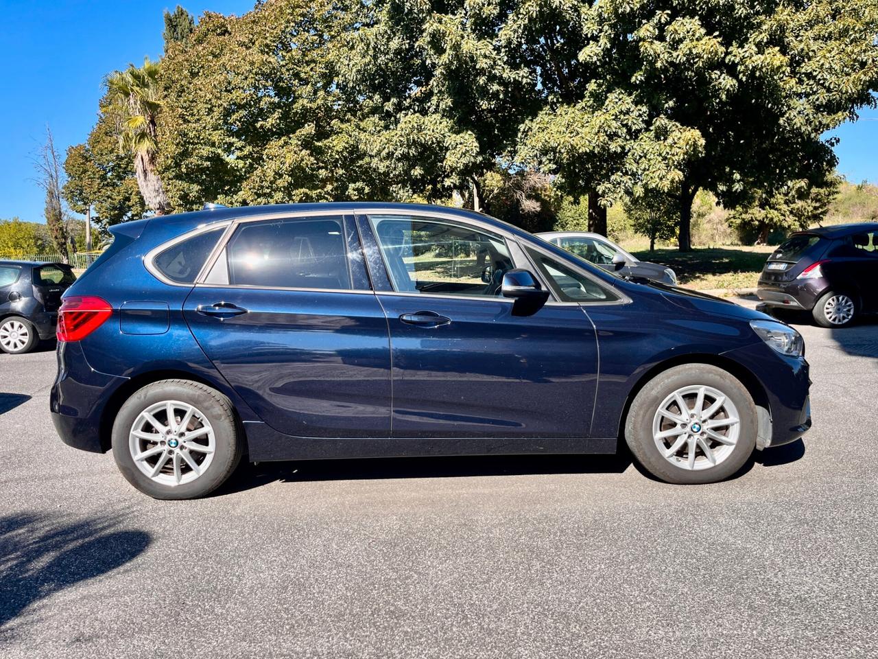 Bmw 2er Active Tourer 218d Advantage