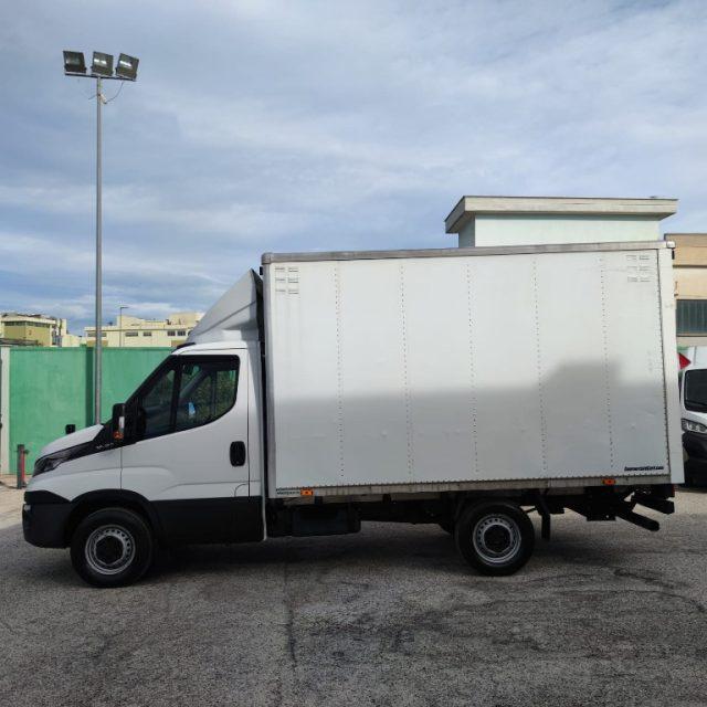 IVECO DAILY 35S15 BOX CON SPONDA 2 POSTI