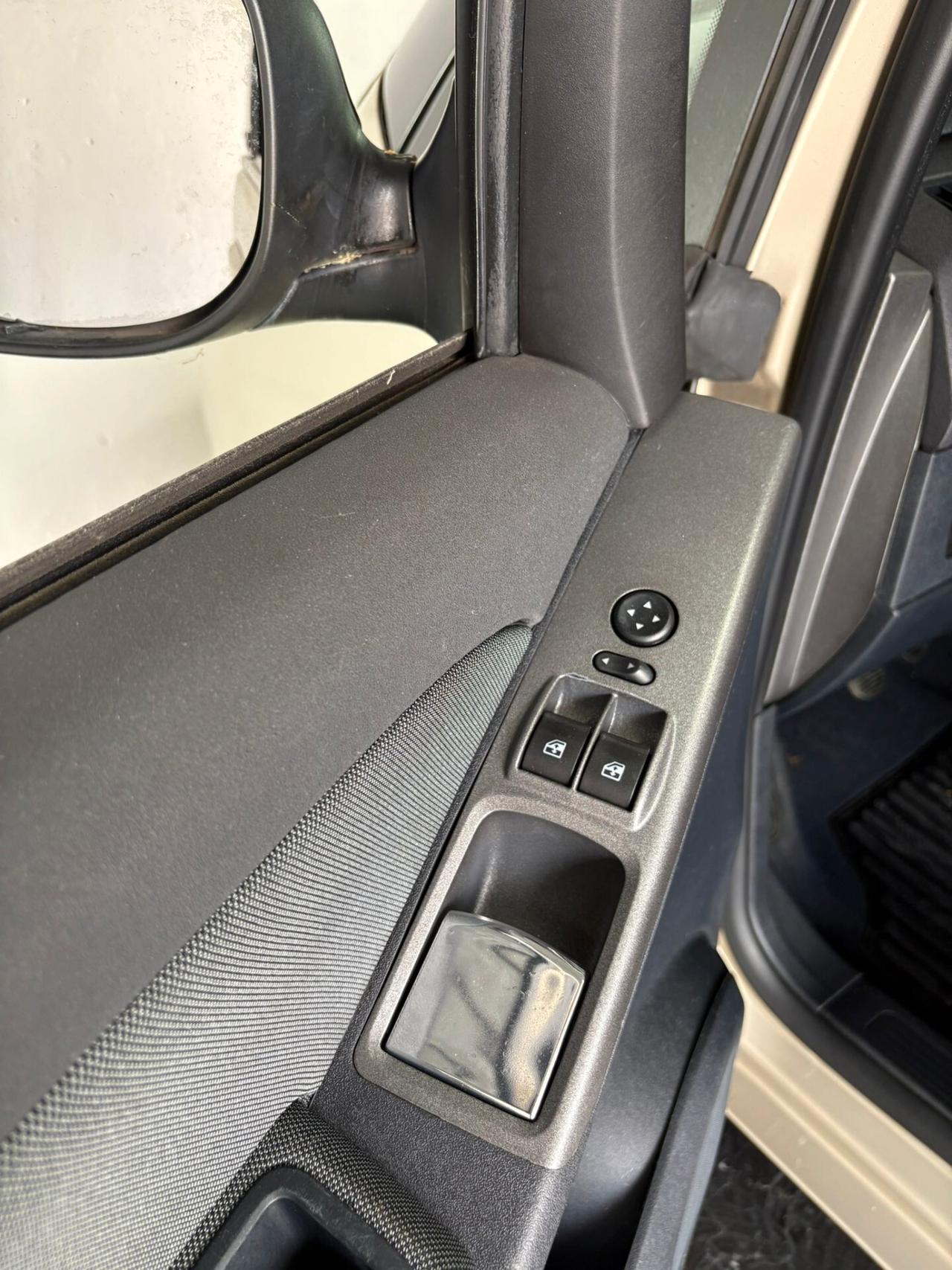 Lancia MUSA 1.3 Mjt 95 CV Diva