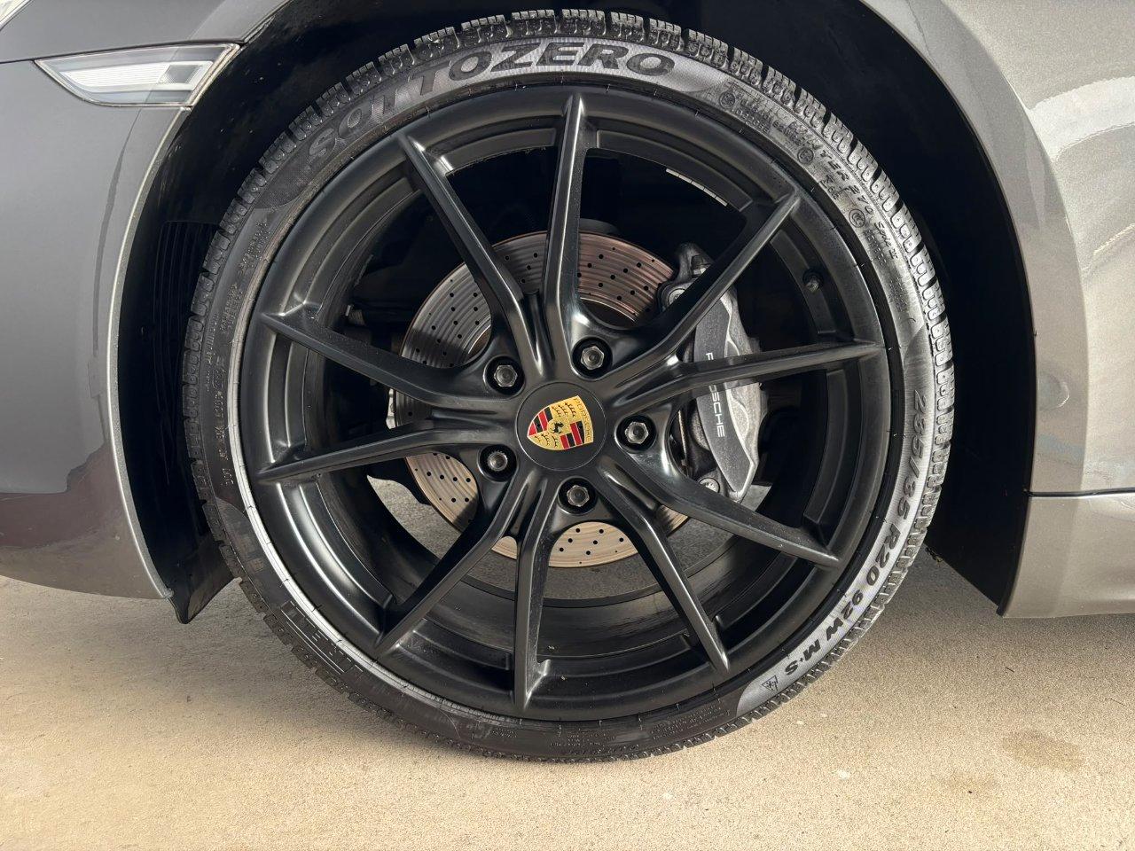 Porsche 718 Boxster