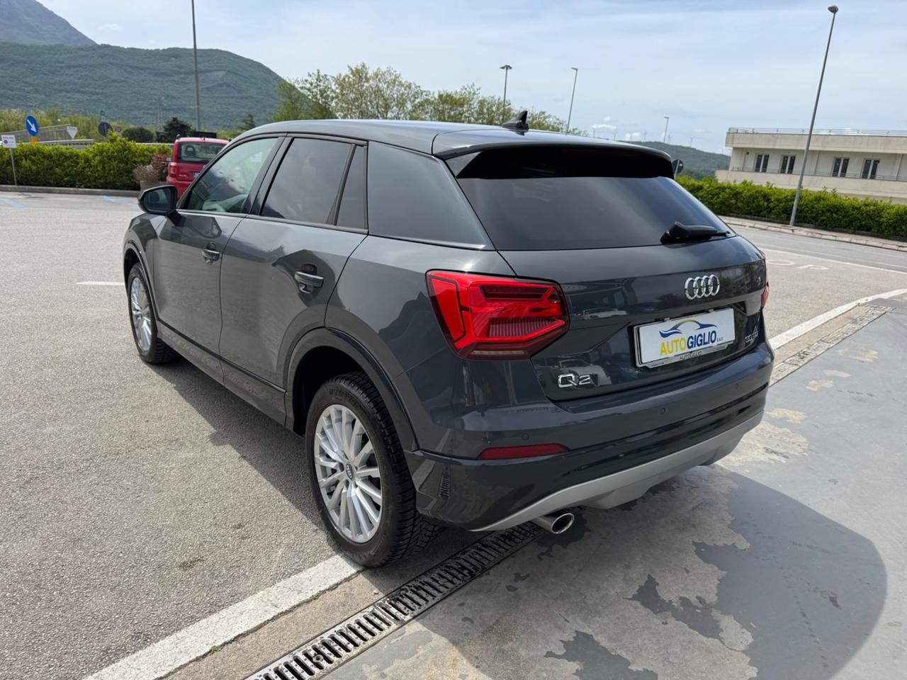 Audi Q2 30 TDI S tronic Identity Black