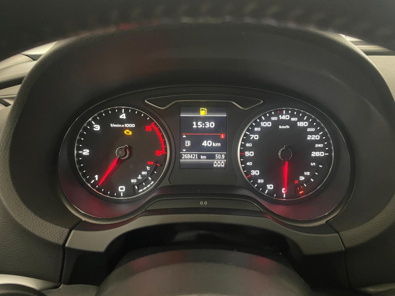 Audi A3 1.6 TDI ultra Attraction finanziabile