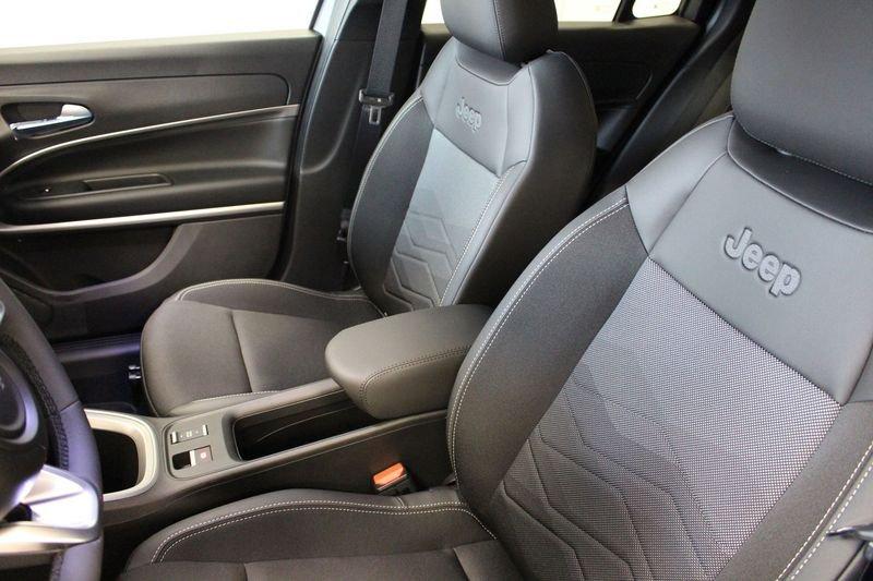 Jeep Avenger 1.2 Turbo 110 CV MHEV Summit