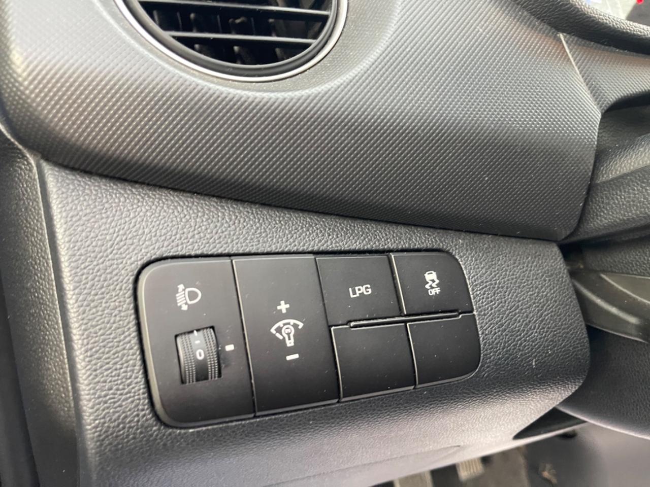 Hyundai i10 1.0 GPL CASA MADRE KM 100.000 CERTIFICATI