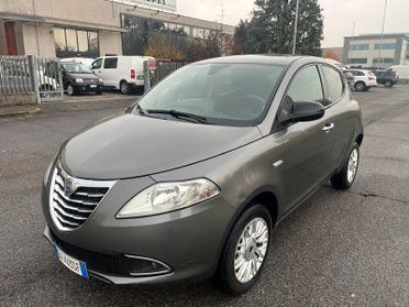 Lancia Ypsilon 0.9 TwinAir 84CV-62 5 porte Metano Ecochic Gold