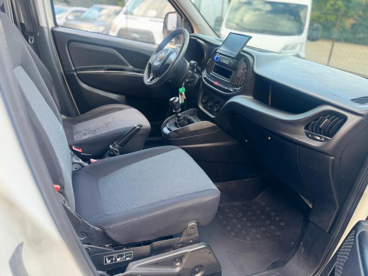 Fiat Doblò 2016 1.4 Ben/Metano 130.000 KM