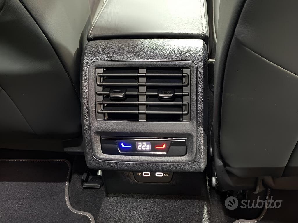 Volkswagen Golf 2.0 tdi Style 150cv dsg
