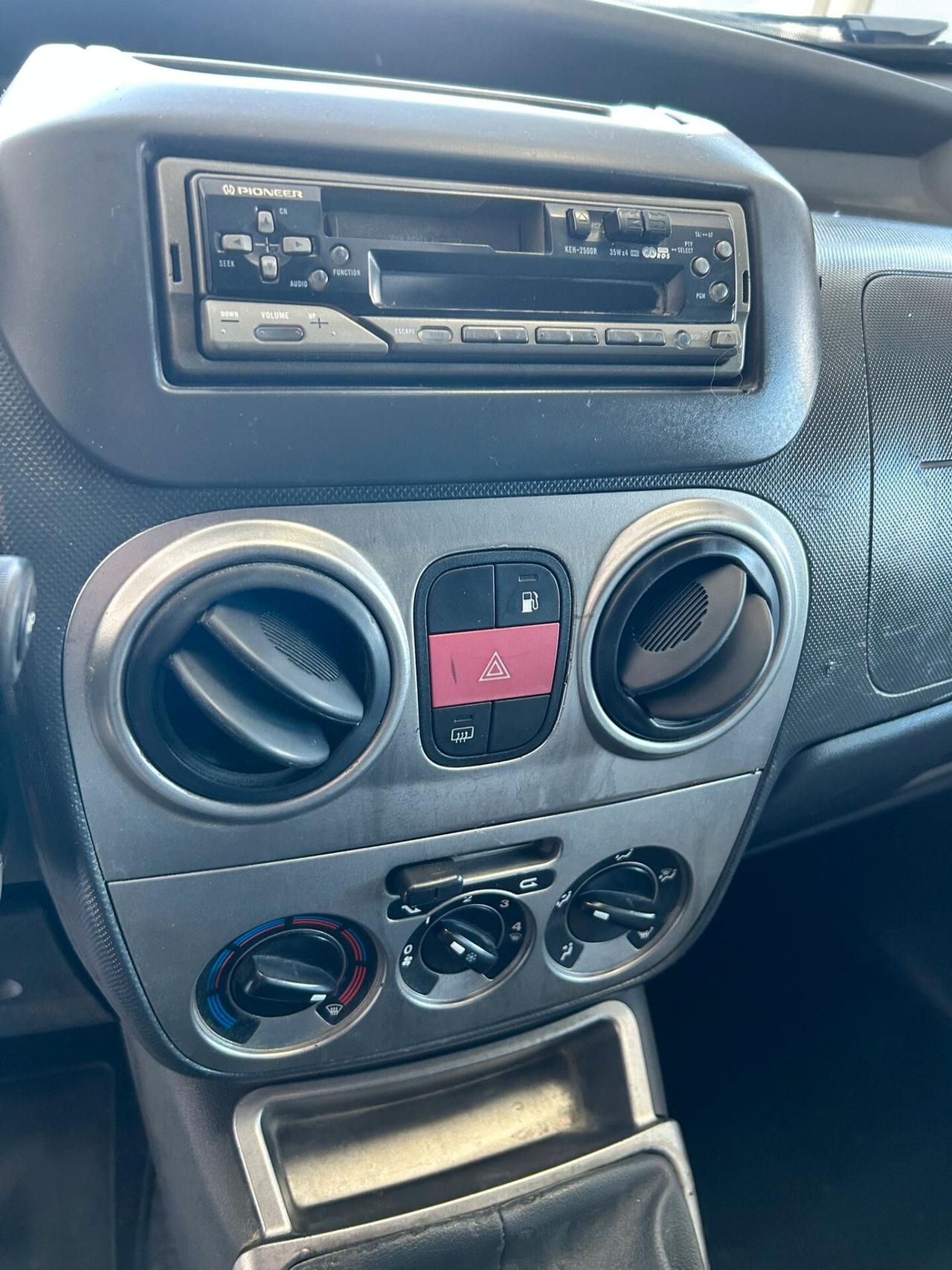 Fiat Qubo 1.4 NATURAL POWER X NEOPATENTATI 2010