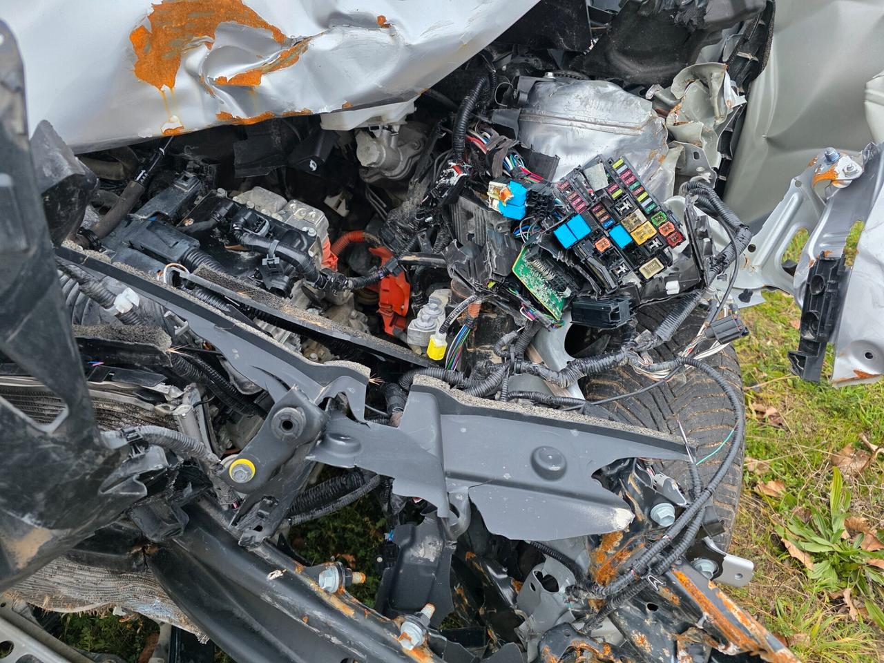 Toyota Yaris Cross 1.5 Hybrid 5p. E-CVT AWD-i Business