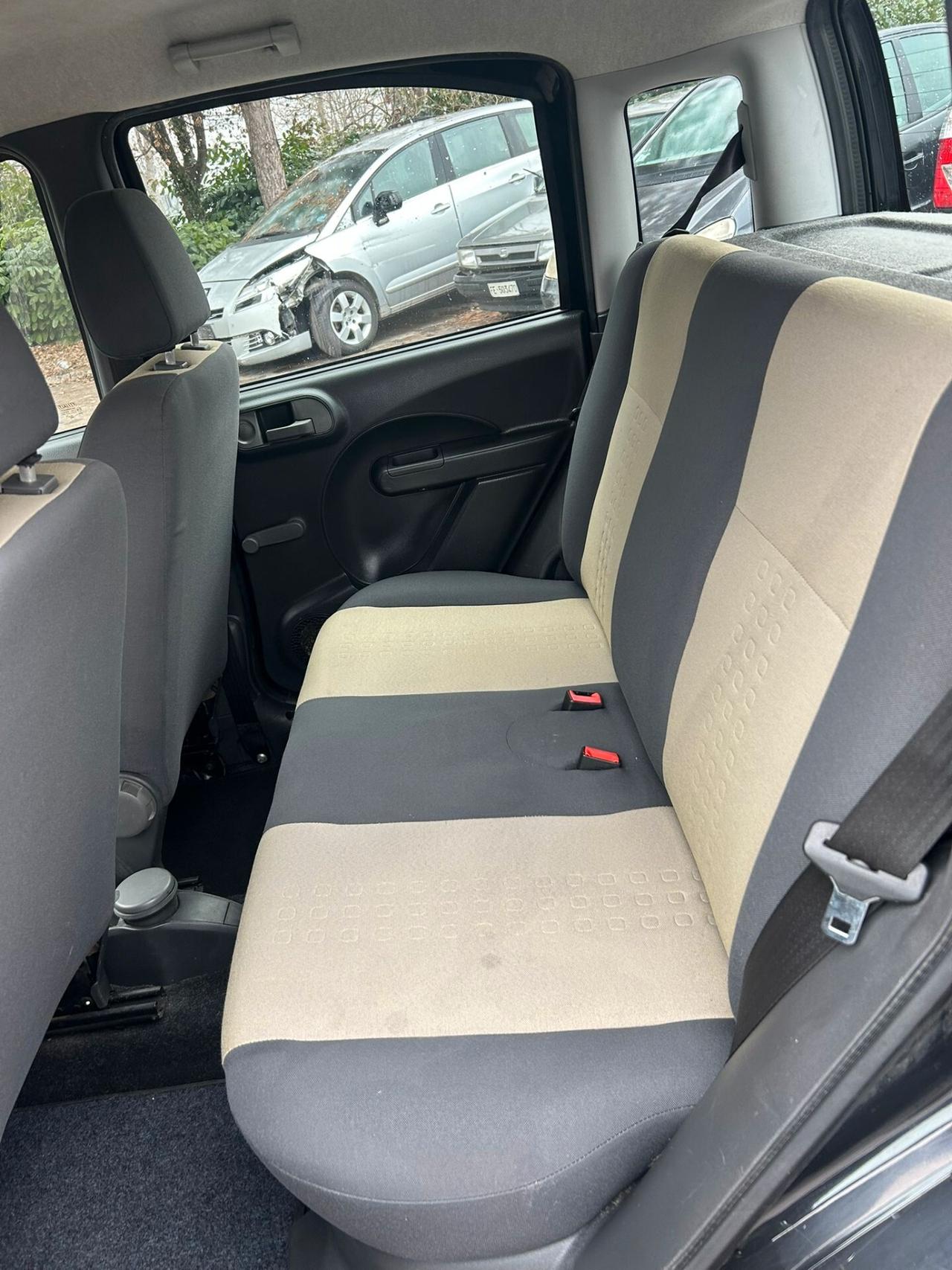 Fiat Panda 1.2 Dynamic GPL scadenza 2029 194.000 km