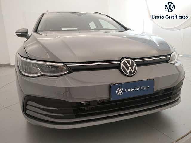 Volkswagen Golf 8ª serie 1.0 eTSI EVO DSG Life