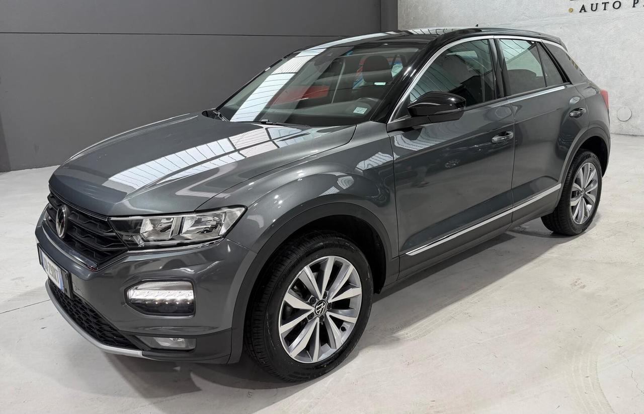 Volkswagen T-Roc Benzina Cambio Automatico 9500km