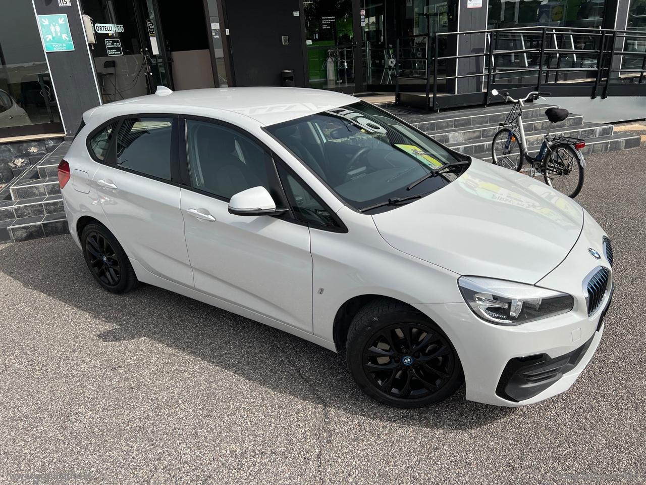 BMW 225xe Active Tourer iPerf.Advantage aut.
