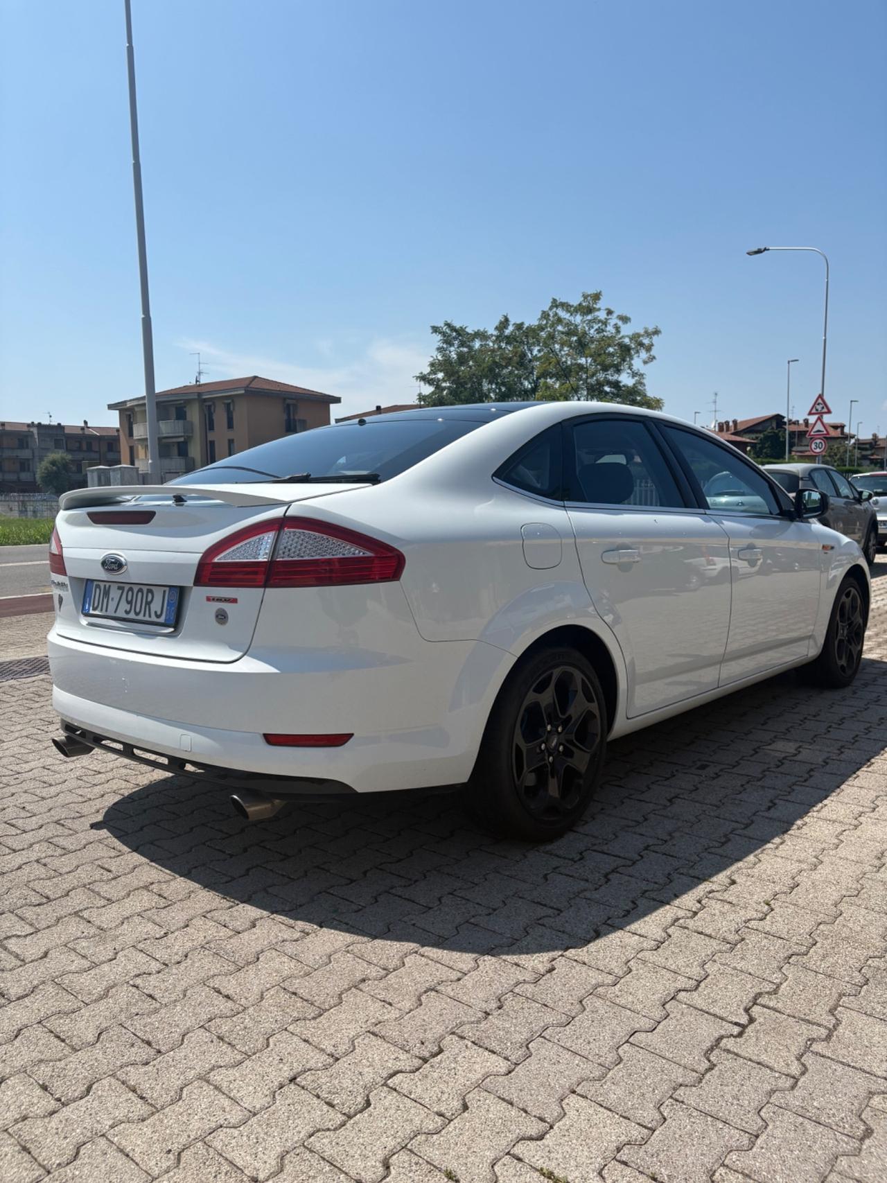 Ford Mondeo 2.3 161 CV 6tronic 4 porte Titanium Pack