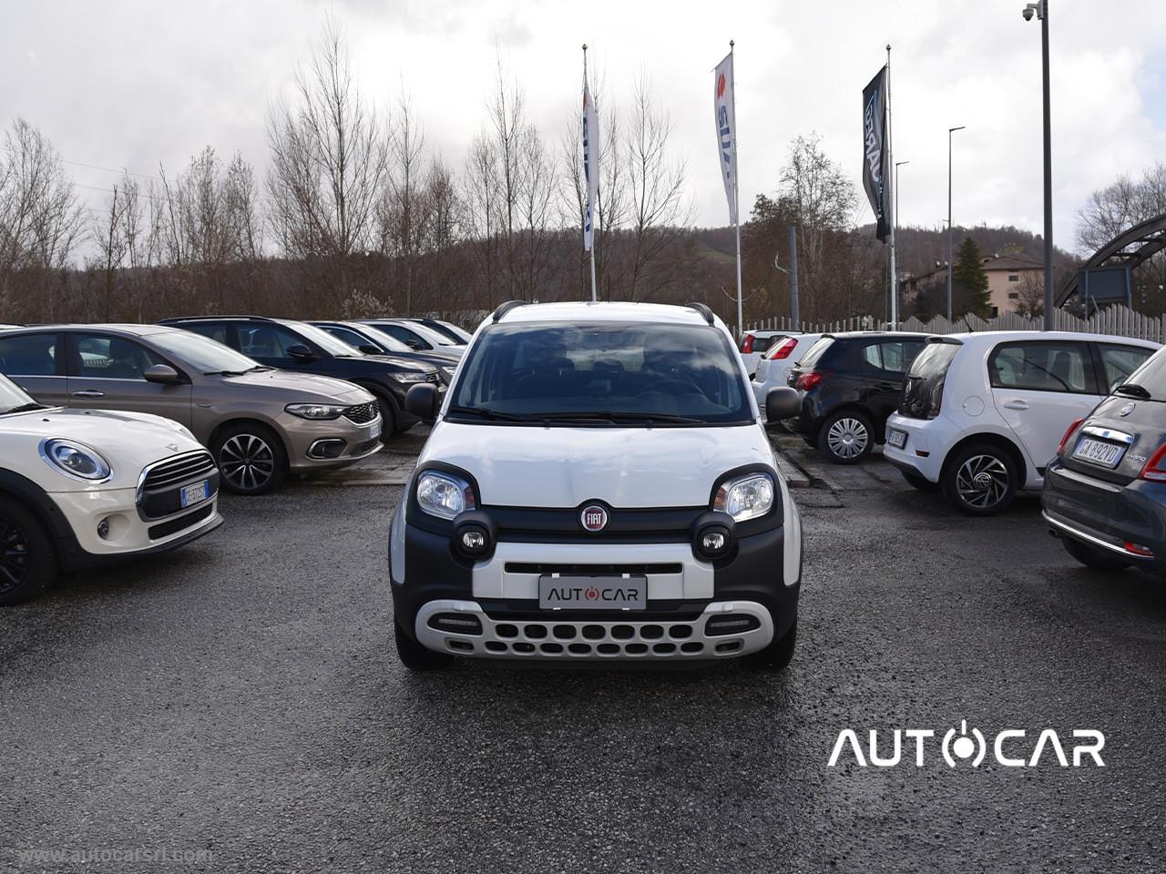 FIAT Panda 1.0 FireFly S&S Hybrid City Cross