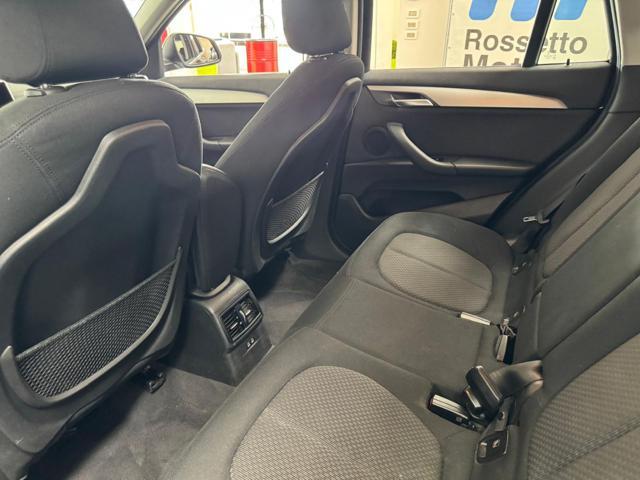 BMW X1 xDrive25e Business Adv. Plug-In 4x4