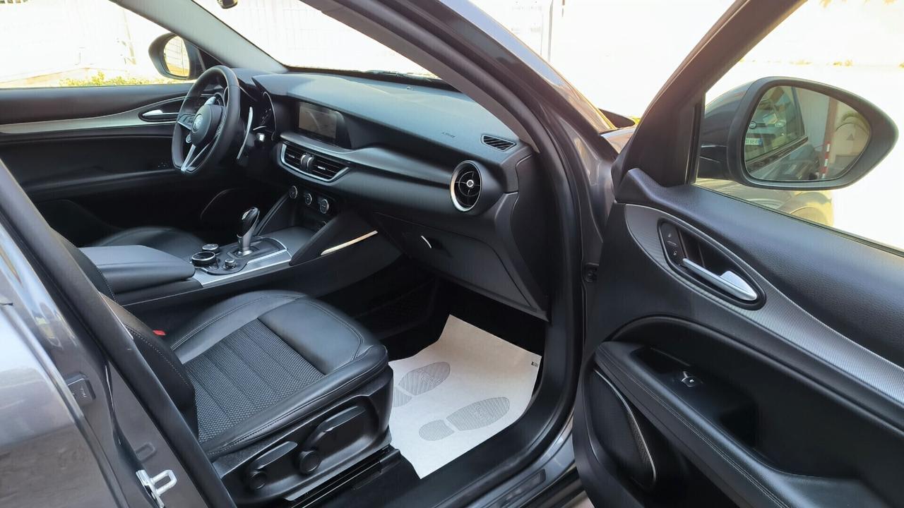 Alfa Romeo Stelvio 2.2 Turbodiesel 210 CV AT8 Q4 B-Tech