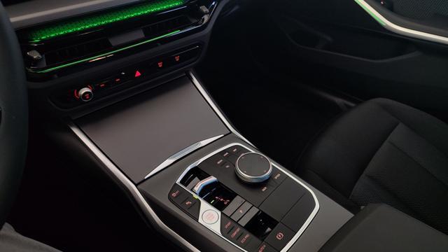 BMW 318 d 48V Touring "SENZA VINCOLO FINANZIAMENTO